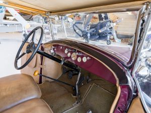 No Reserve: 1931 Chrysler CD-8 Deluxe Sport Roadster for War Eagles Air Museum photo 70