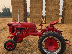 No Reserve: 33-Years-Owned 1951 McCormick Farmall Cub Tractor photo 9