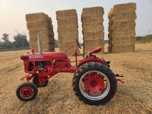 No Reserve: 33-Years-Owned 1951 McCormick Farmall Cub Tractor photo 11
