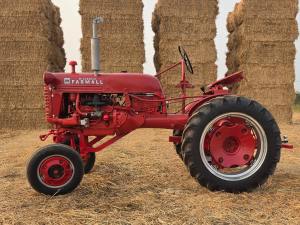 No Reserve: 33-Years-Owned 1951 McCormick Farmall Cub Tractor photo 12