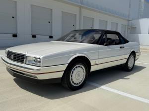 No Reserve: 36k-Mile 1991 Cadillac Allante photo 9