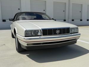 No Reserve: 36k-Mile 1991 Cadillac Allante photo 22