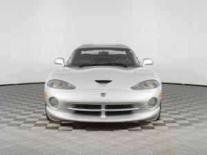 3,600-Mile 1998 Dodge Viper GTS photo 7