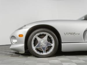 3,600-Mile 1998 Dodge Viper GTS photo 46
