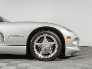 3,600-Mile 1998 Dodge Viper GTS photo 47