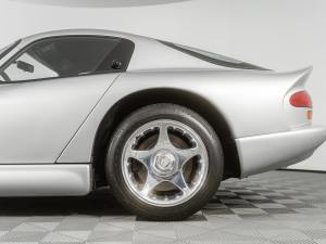 3,600-Mile 1998 Dodge Viper GTS photo 49