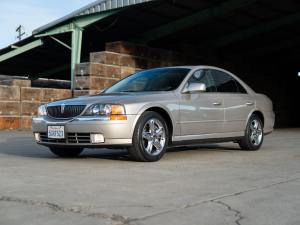 No Reserve: 2001 Lincoln LS V8 photo 4