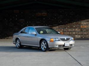 No Reserve: 2001 Lincoln LS V8 photo 12