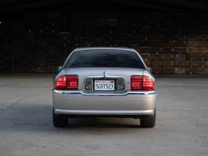 No Reserve: 2001 Lincoln LS V8 photo 19