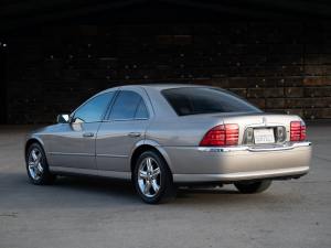 No Reserve: 2001 Lincoln LS V8 photo 22