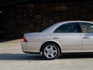 No Reserve: 2001 Lincoln LS V8 photo 29