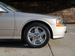 No Reserve: 2001 Lincoln LS V8 photo 79