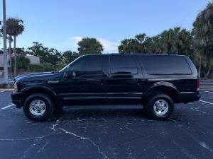 No Reserve: 2002 Ford Excursion Limited Power Stroke 4×4 photo 5