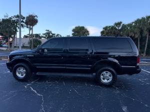 No Reserve: 2002 Ford Excursion Limited Power Stroke 4×4 photo 6