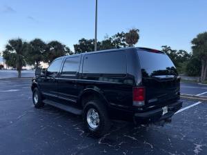No Reserve: 2002 Ford Excursion Limited Power Stroke 4×4 photo 9