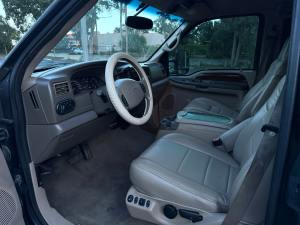 No Reserve: 2002 Ford Excursion Limited Power Stroke 4×4 photo 50