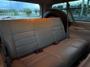 No Reserve: 2002 Ford Excursion Limited Power Stroke 4×4 photo 80