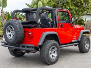 18k-Mile 2004 Jeep Wrangler SE photo 5