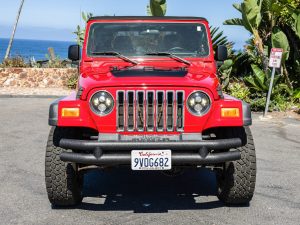 18k-Mile 2004 Jeep Wrangler SE photo 18