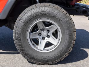 18k-Mile 2004 Jeep Wrangler SE photo 76