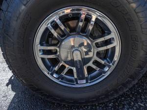 Original-Owner 2008 Hummer H3 Alpha photo 37