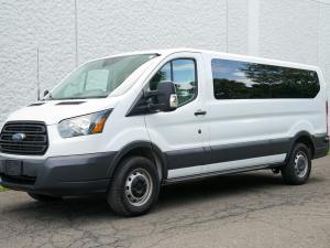 No Reserve: 10k-Mile 2018 Ford Transit 350 XL 15-Passenger Van photo 1