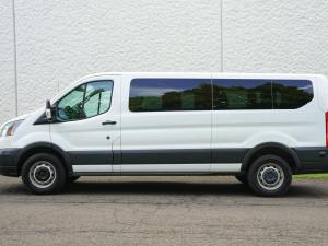 No Reserve: 10k-Mile 2018 Ford Transit 350 XL 15-Passenger Van photo 2