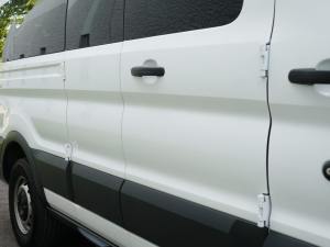 No Reserve: 10k-Mile 2018 Ford Transit 350 XL 15-Passenger Van photo 14