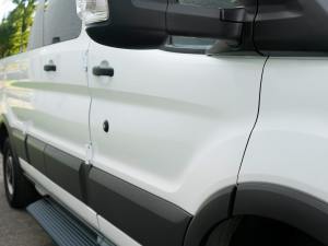 No Reserve: 10k-Mile 2018 Ford Transit 350 XL 15-Passenger Van photo 17