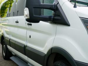 No Reserve: 10k-Mile 2018 Ford Transit 350 XL 15-Passenger Van photo 20