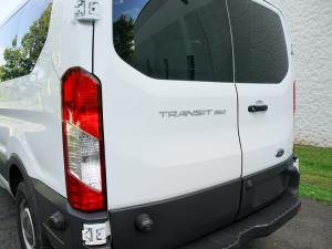 No Reserve: 10k-Mile 2018 Ford Transit 350 XL 15-Passenger Van photo 33