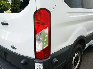 No Reserve: 10k-Mile 2018 Ford Transit 350 XL 15-Passenger Van photo 35