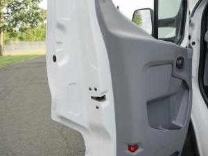 No Reserve: 10k-Mile 2018 Ford Transit 350 XL 15-Passenger Van photo 59