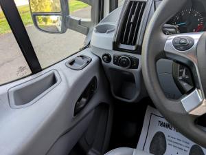 No Reserve: 10k-Mile 2018 Ford Transit 350 XL 15-Passenger Van photo 67