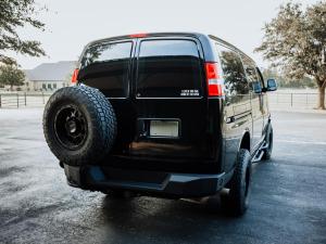 2022 Chevrolet Express 2500 Quigley 4×4 Conversion photo 9