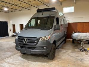 2023 Winnebago Revel 4×4 photo 24