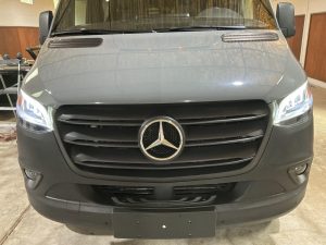 2023 Winnebago Revel 4×4 photo 26