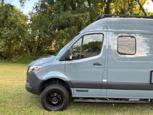 2023 Winnebago Revel 4×4 photo 38